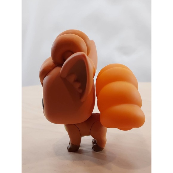 Funko POP! Pokémon Vulpix #580 Vinyl Figurine - Picture 2 of 5